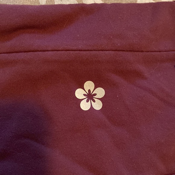 Tuff Athletics 3/4 Leggings - Picture 3 of 5